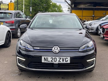 Used Volkswagen Golf 2020 for sale - 78601146: Photo