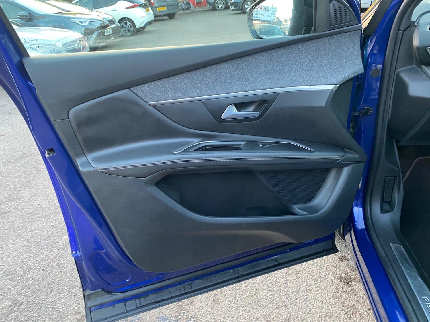 Used Peugeot 3008 2018 for sale - 76512925: Photo 25