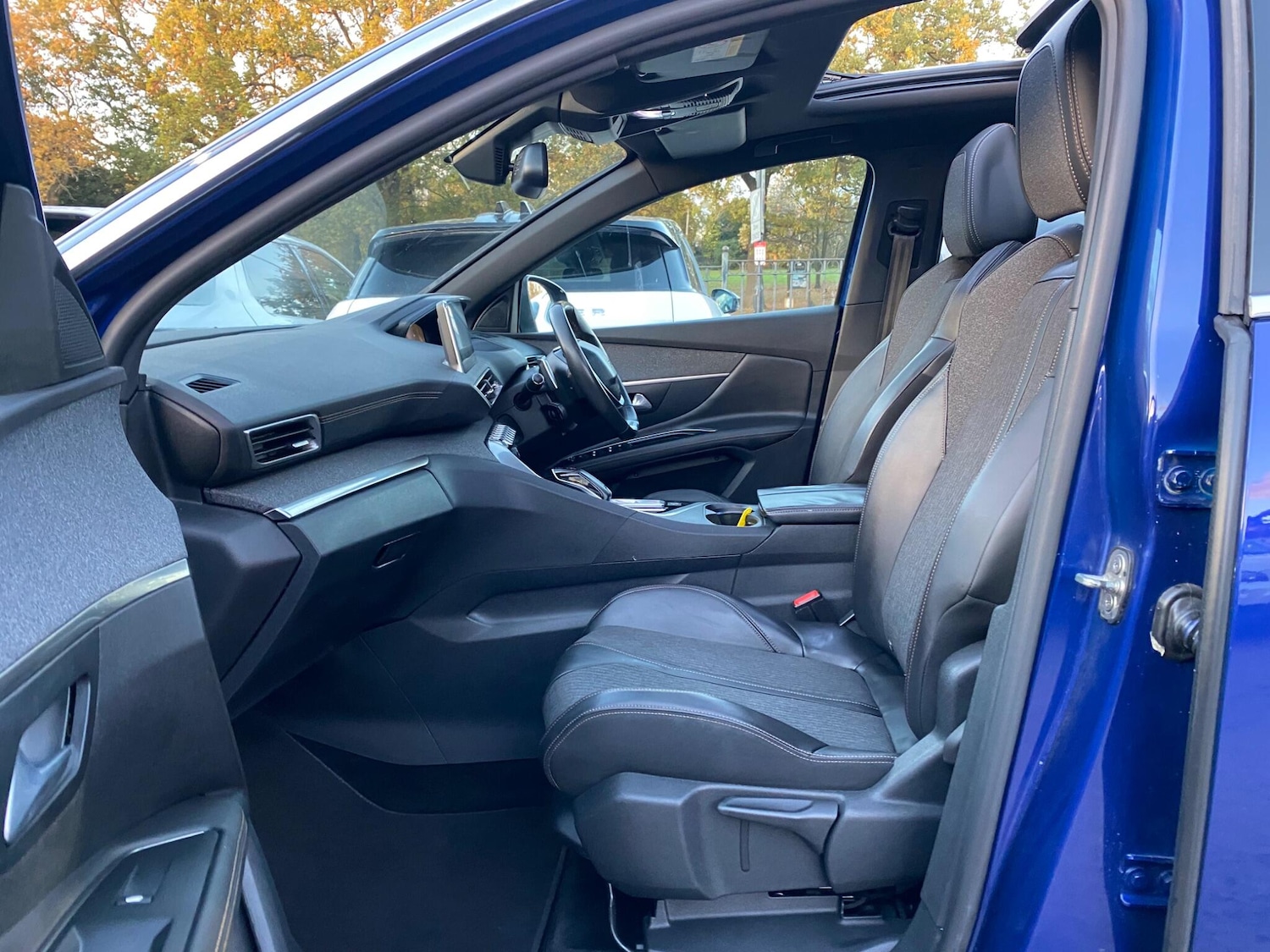 Used Peugeot 3008 2018 for sale - 76512925: Photo 30