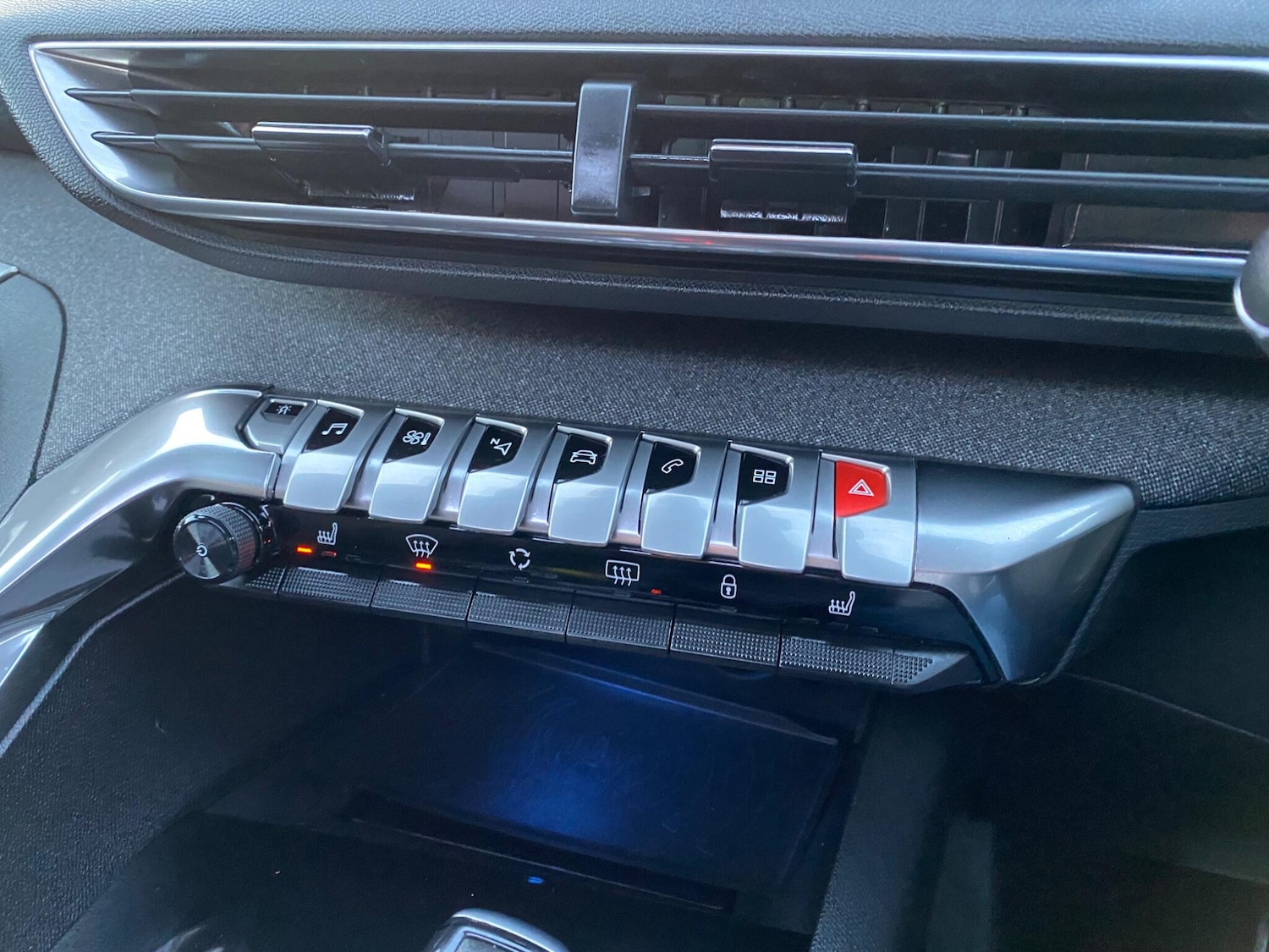 Used Peugeot 3008 2018 for sale - 76512925: Photo 36