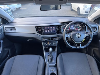 Used Volkswagen Polo 2019 for sale - 77040350: Photo