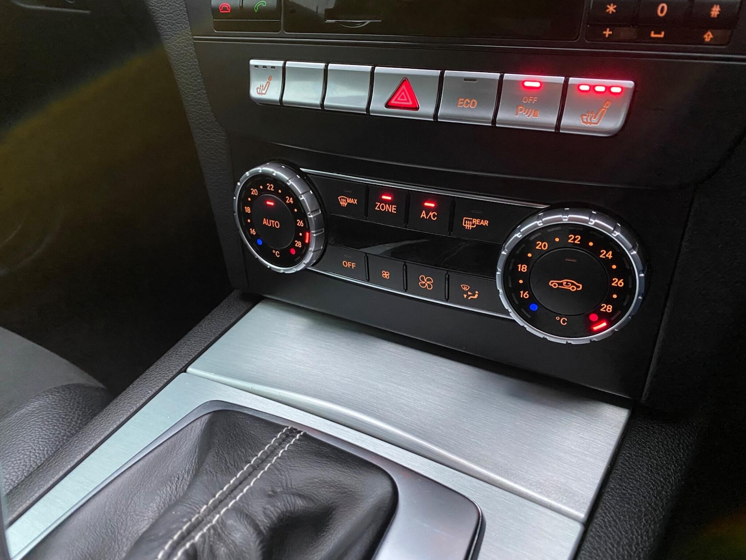 Used Mercedes-Benz C Class 2014 for sale - 76408929: Photo 24