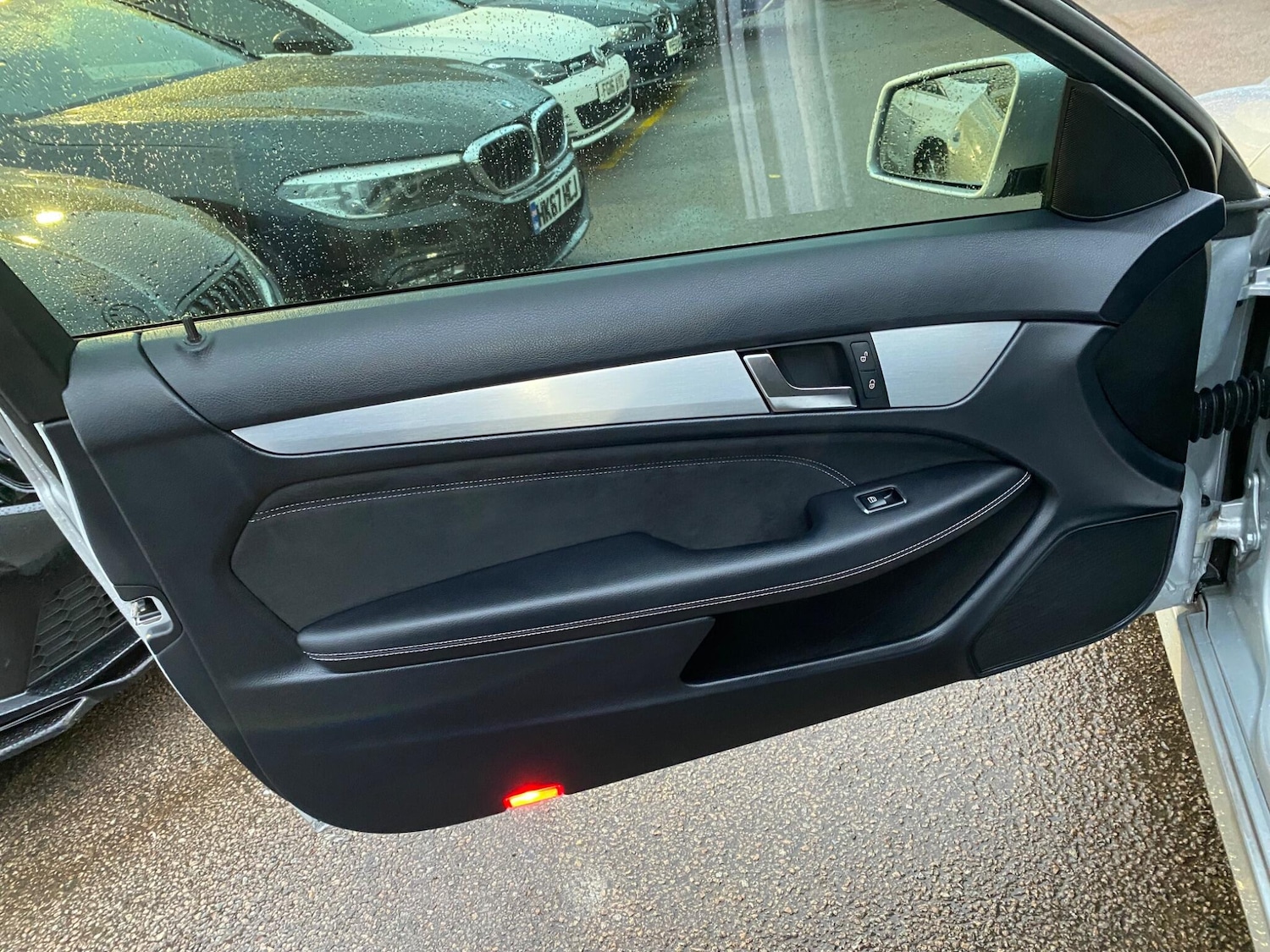 Used Mercedes-Benz C Class 2014 for sale - 76408929: Photo 28