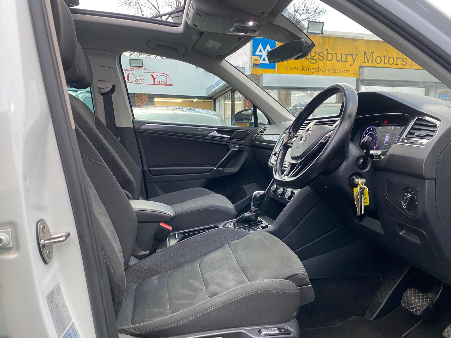 Used Volkswagen Tiguan 2017 for sale - 77320929: Photo 17