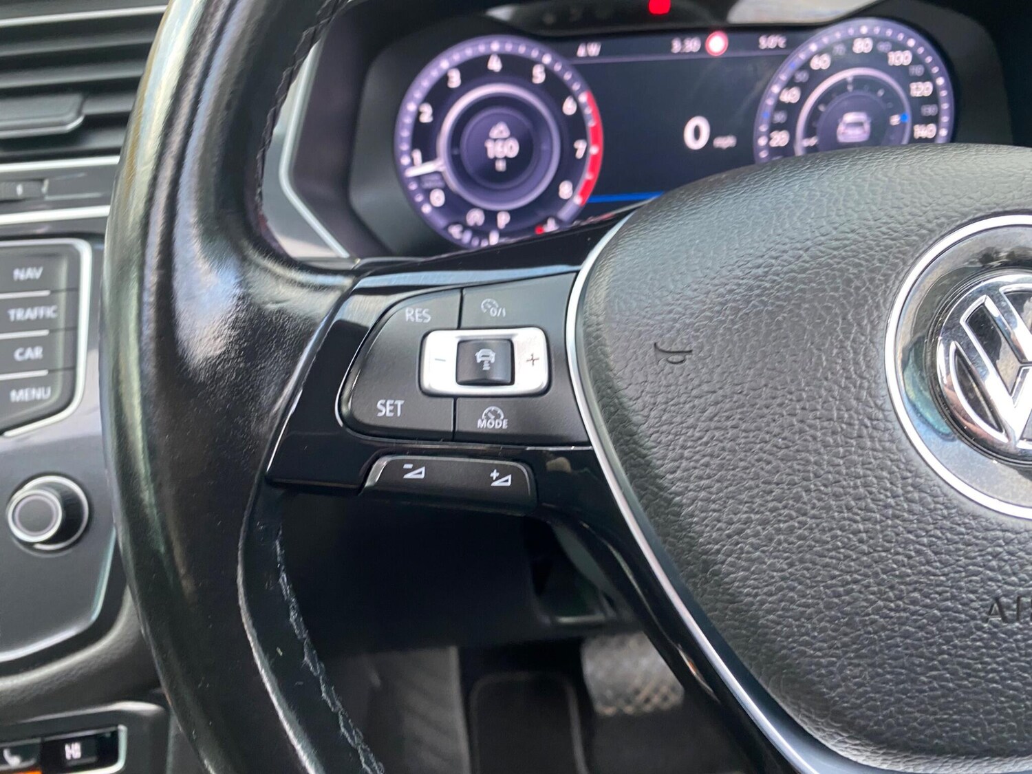 Used Volkswagen Tiguan 2017 for sale - 77320929: Photo 27