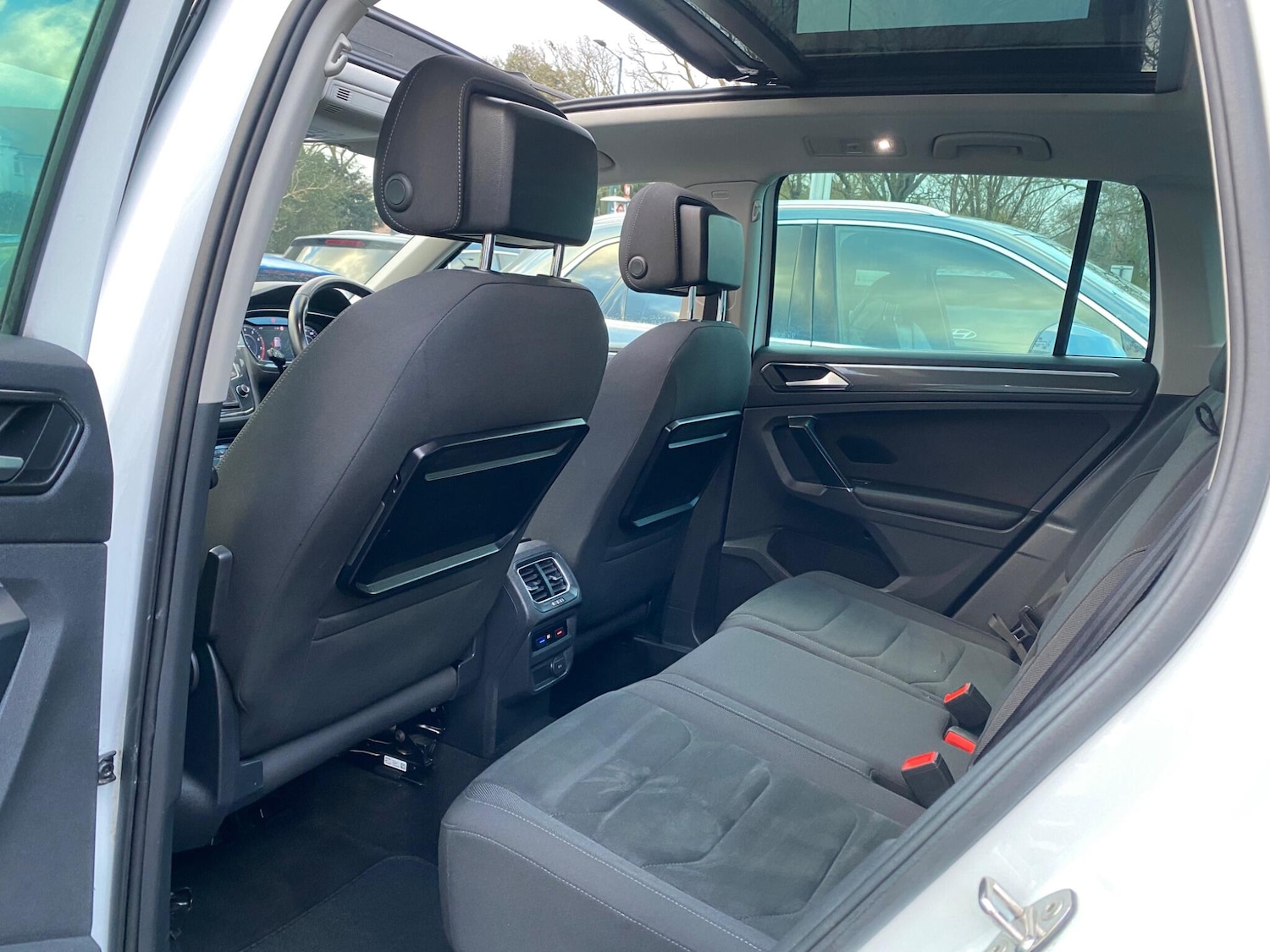 Used Volkswagen Tiguan 2017 for sale - 77320929: Photo 35