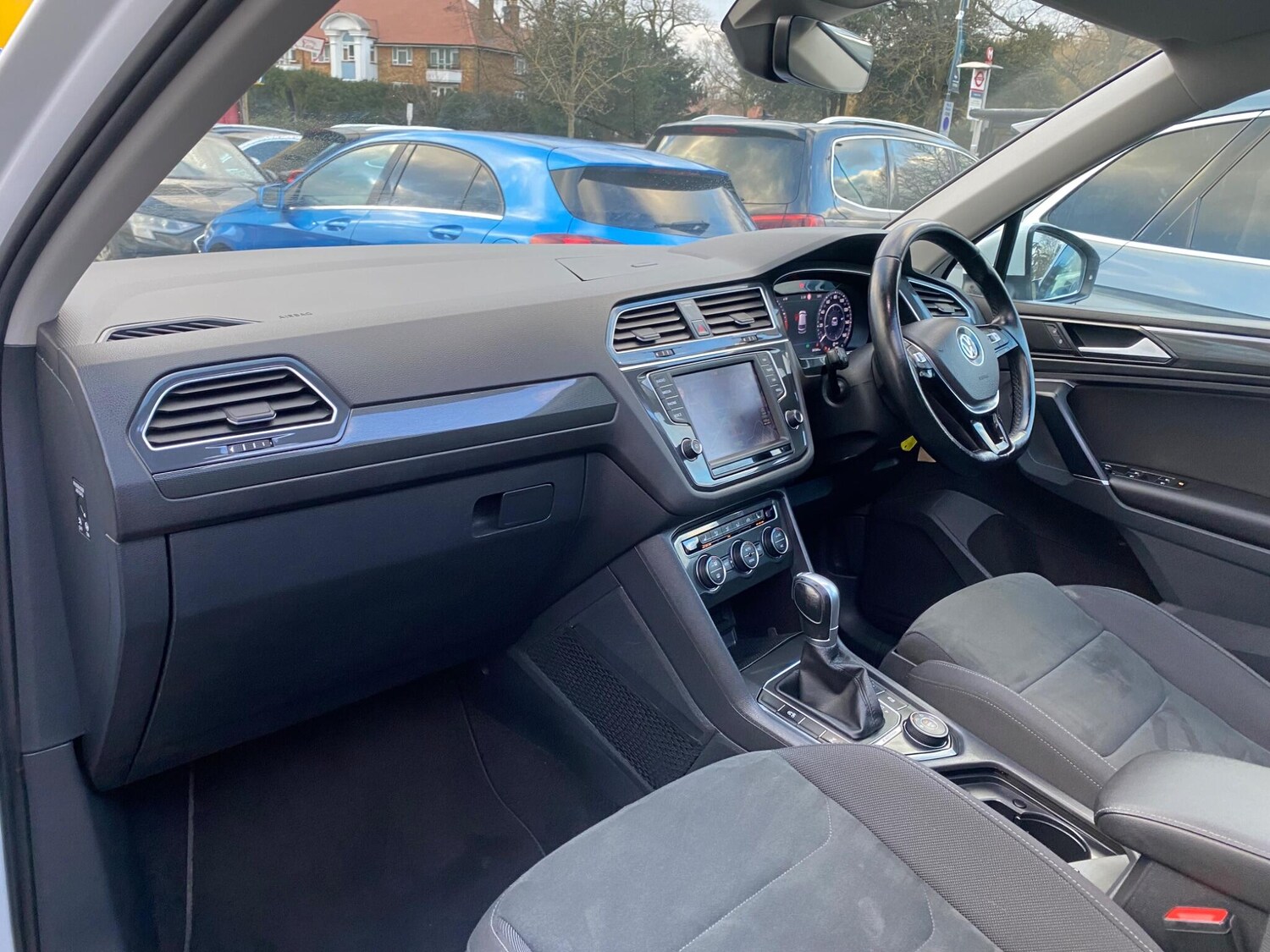 Used Volkswagen Tiguan 2017 for sale - 77320929: Photo 38