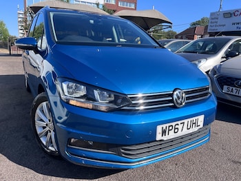 Used Volkswagen Touran 2018 for sale - 79453624: Photo