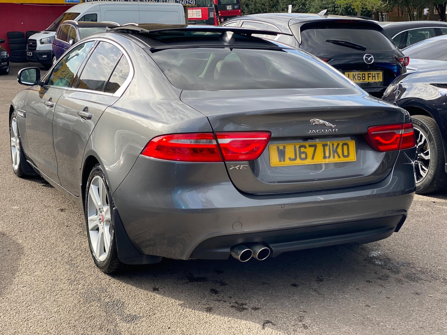 Used Jaguar XE 2017 for sale - 78141587: Photo 7
