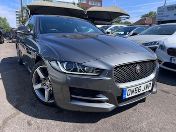 Used Jaguar XE 2017 for sale - 79107003: Photo
