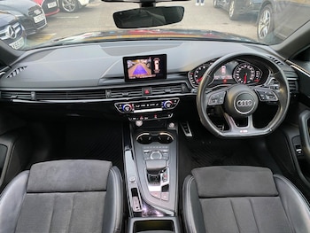 Used Audi A4 Avant 2018 for sale - 76270382: Photo