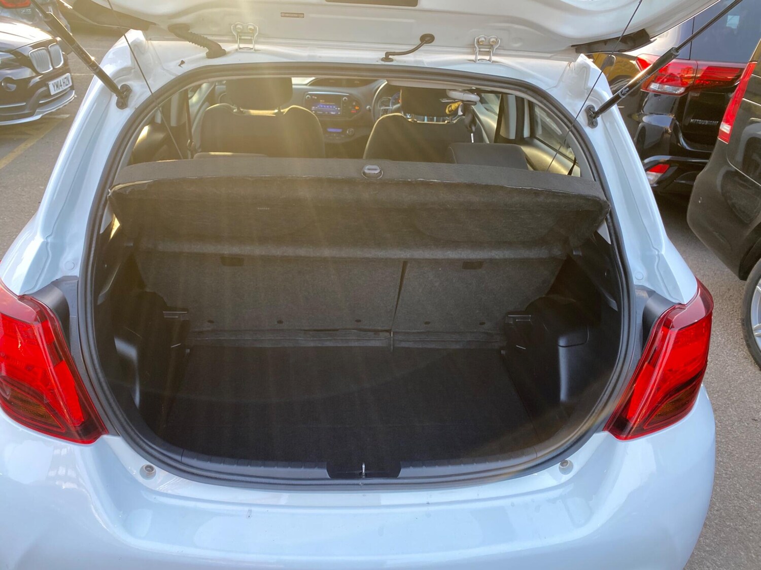 Used Toyota Yaris 2014 for sale - 78170795: Photo 36