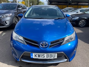 Used Toyota Auris 2015 for sale - 77704772: Photo