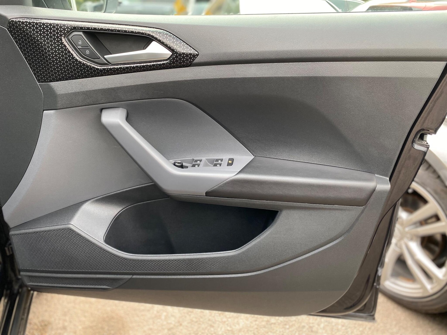 Used Volkswagen T-Cross 2021 for sale - 75949248: Photo 16