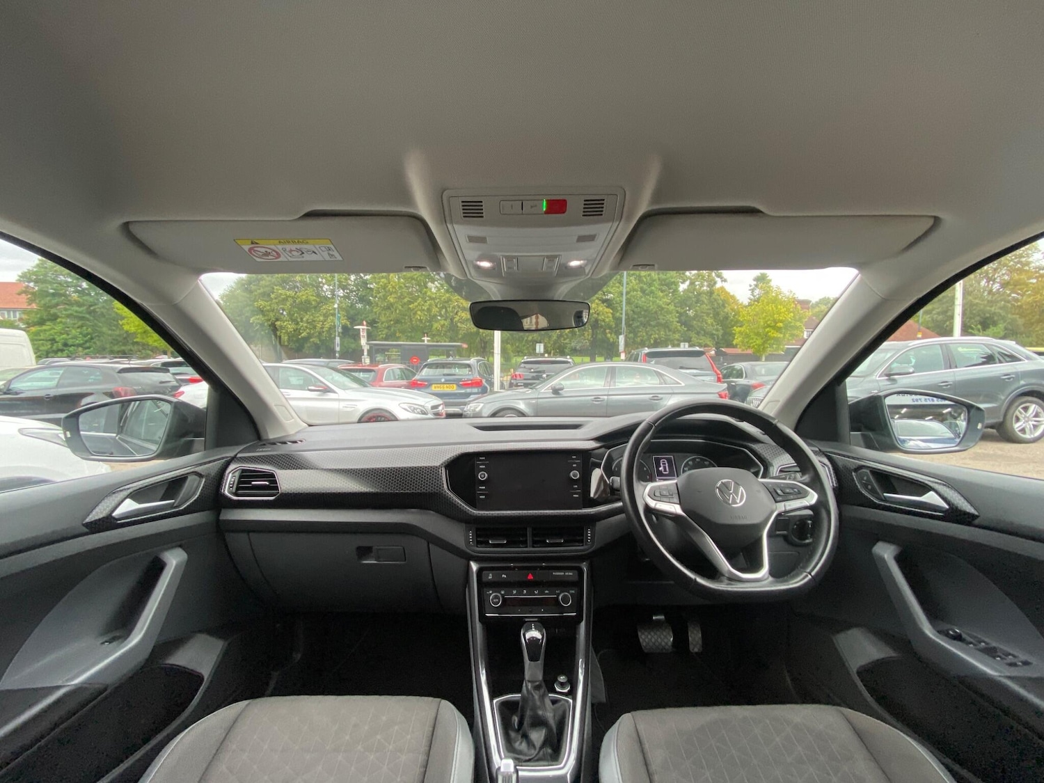 Used Volkswagen T-Cross 2021 for sale - 75949248: Photo 2