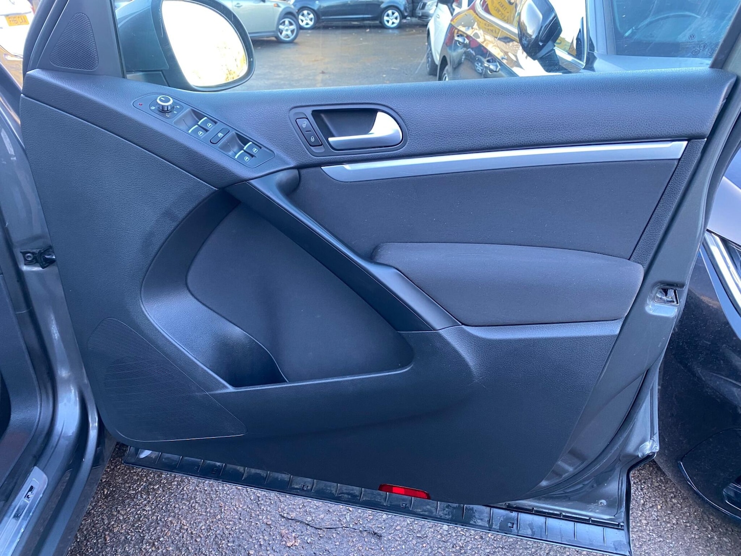 Used Volkswagen Tiguan 2015 for sale - 78007855: Photo 16