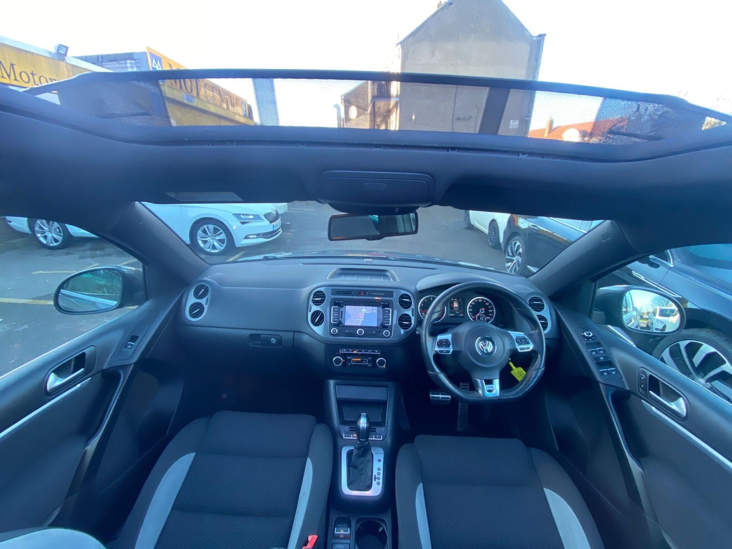 Used Volkswagen Tiguan 2015 for sale - 78007855: Photo 2