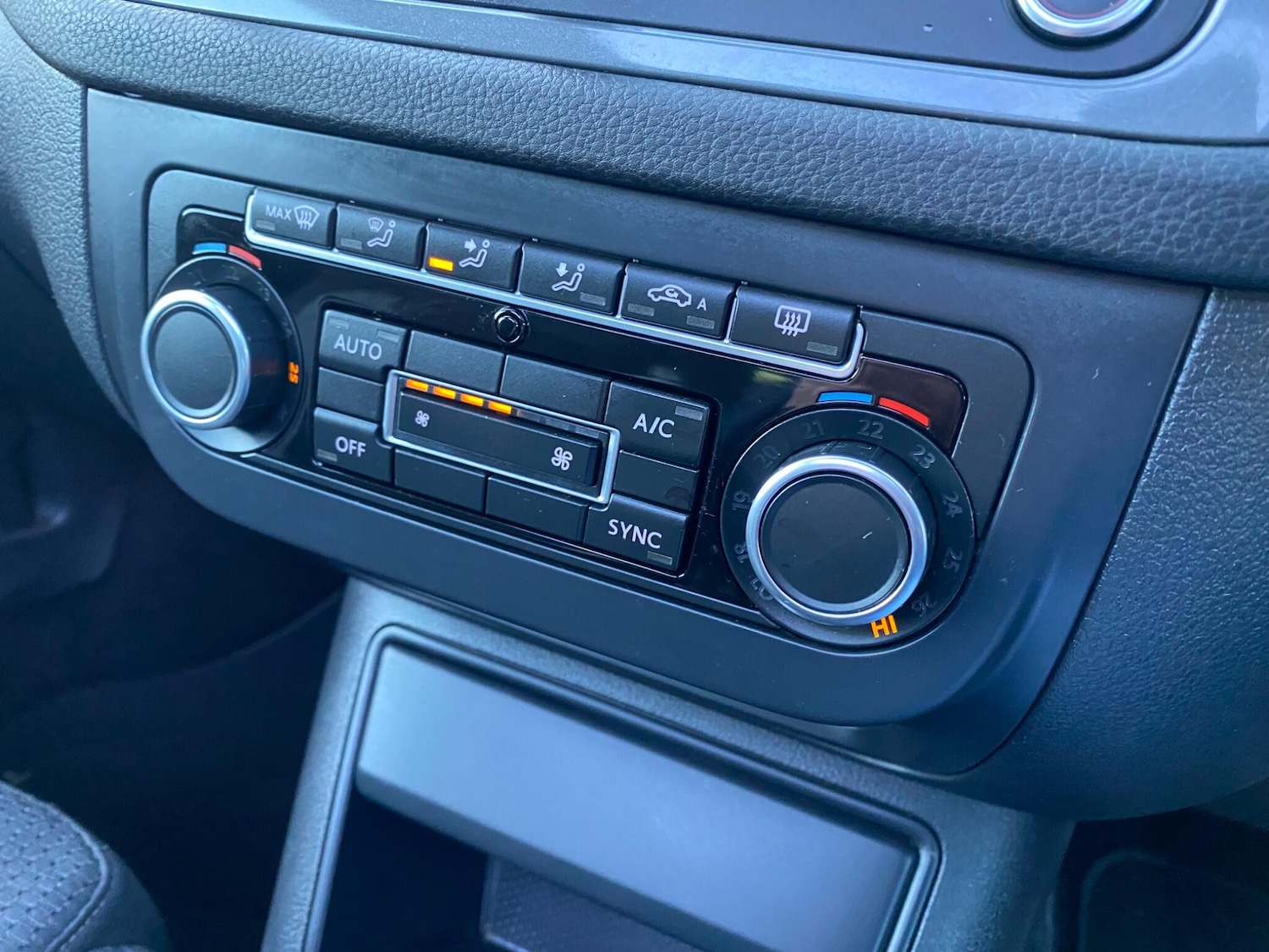 Used Volkswagen Tiguan 2015 for sale - 78007855: Photo 25