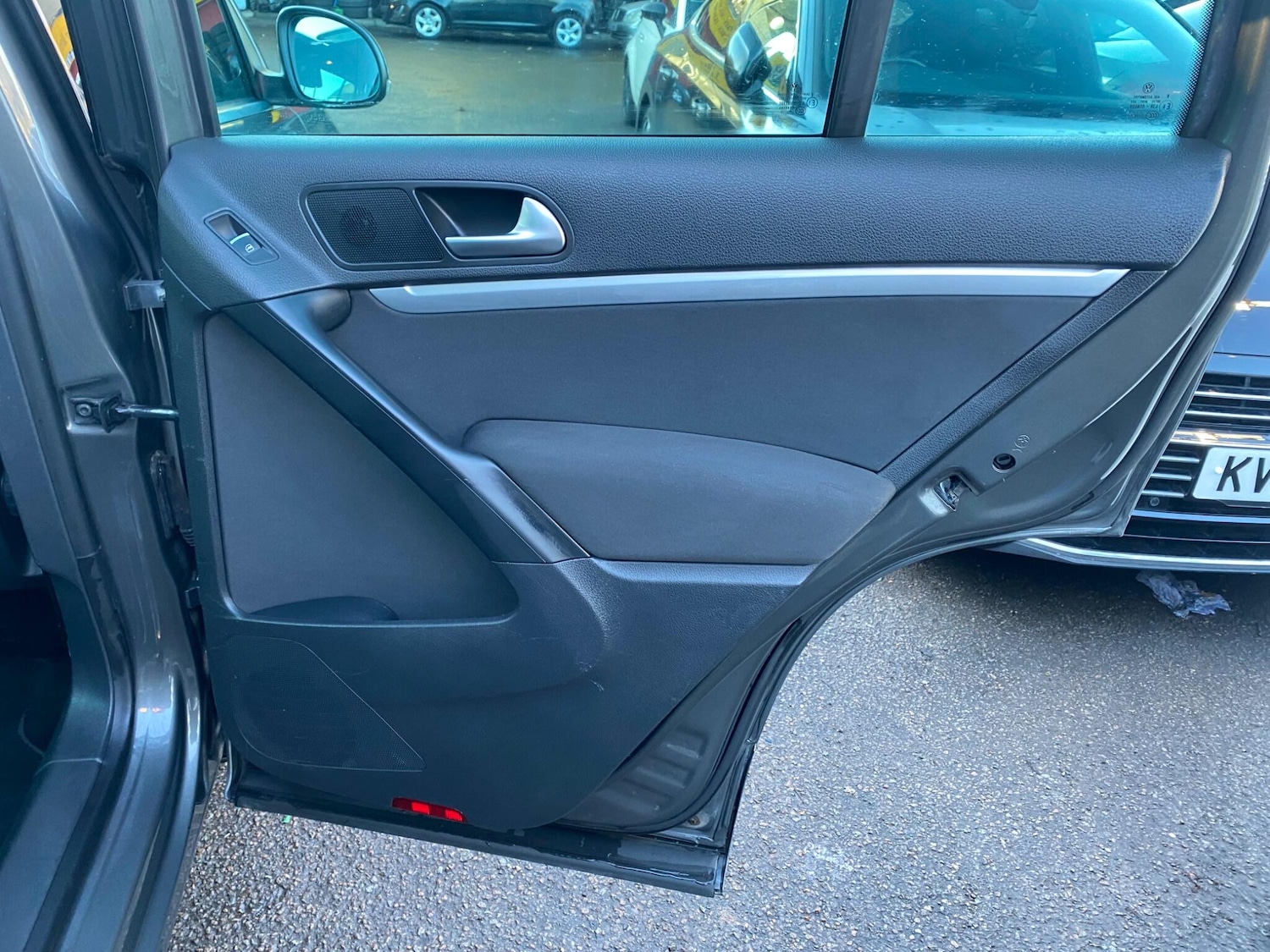 Used Volkswagen Tiguan 2015 for sale - 78007855: Photo 29