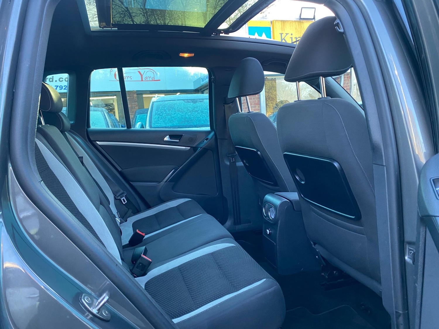 Used Volkswagen Tiguan 2015 for sale - 78007855: Photo 30