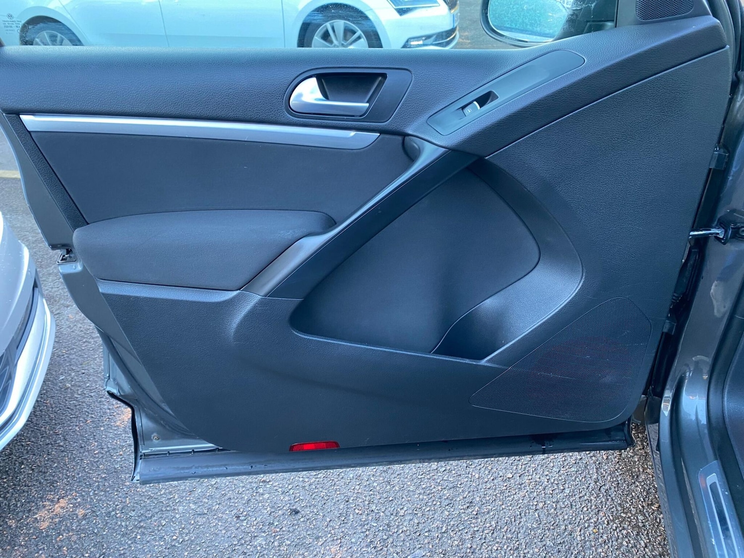 Used Volkswagen Tiguan 2015 for sale - 78007855: Photo 33