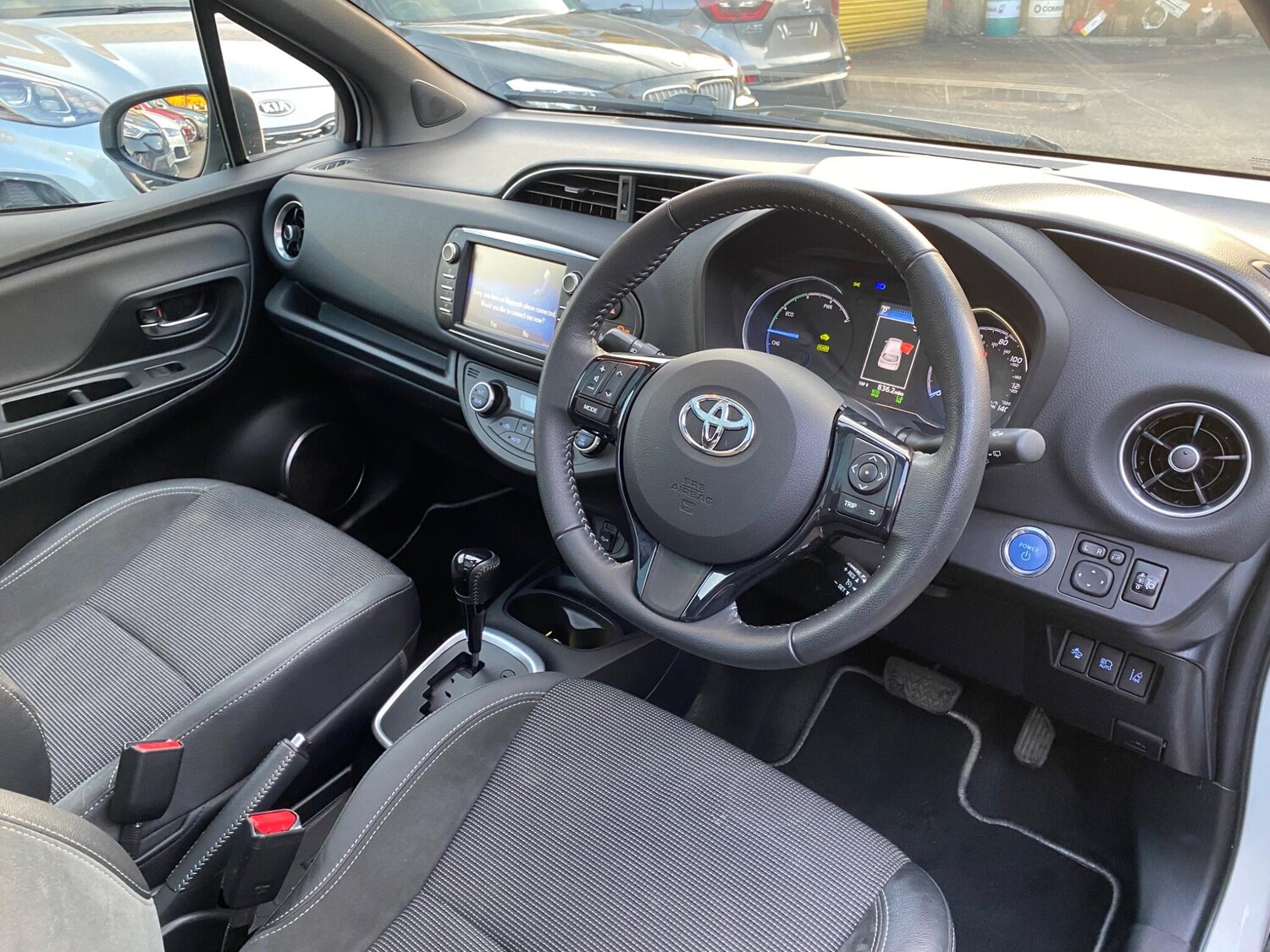 Used Toyota Yaris 2017 for sale - 78170263: Photo 19