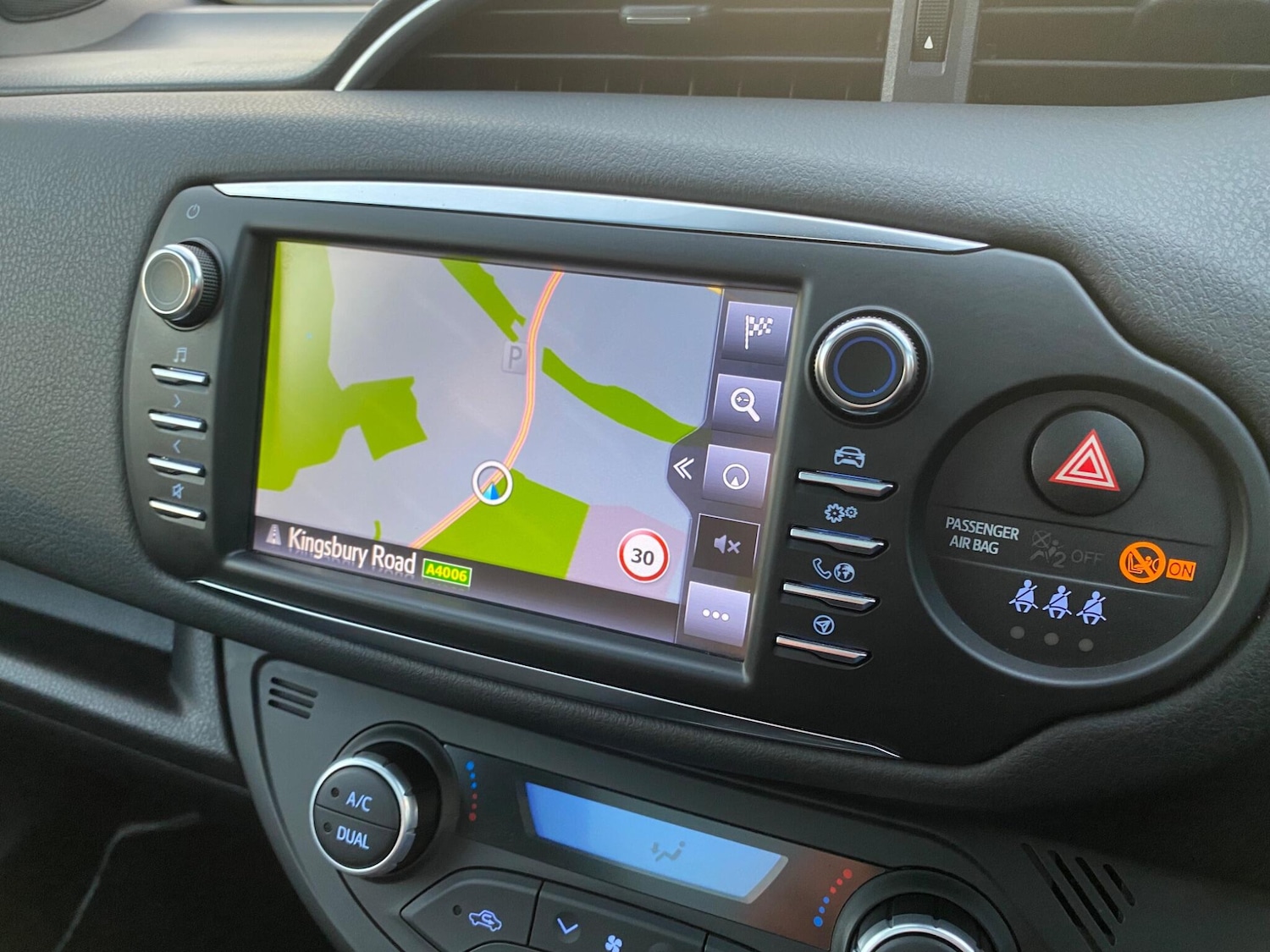 Used Toyota Yaris 2017 for sale - 78170263: Photo 21