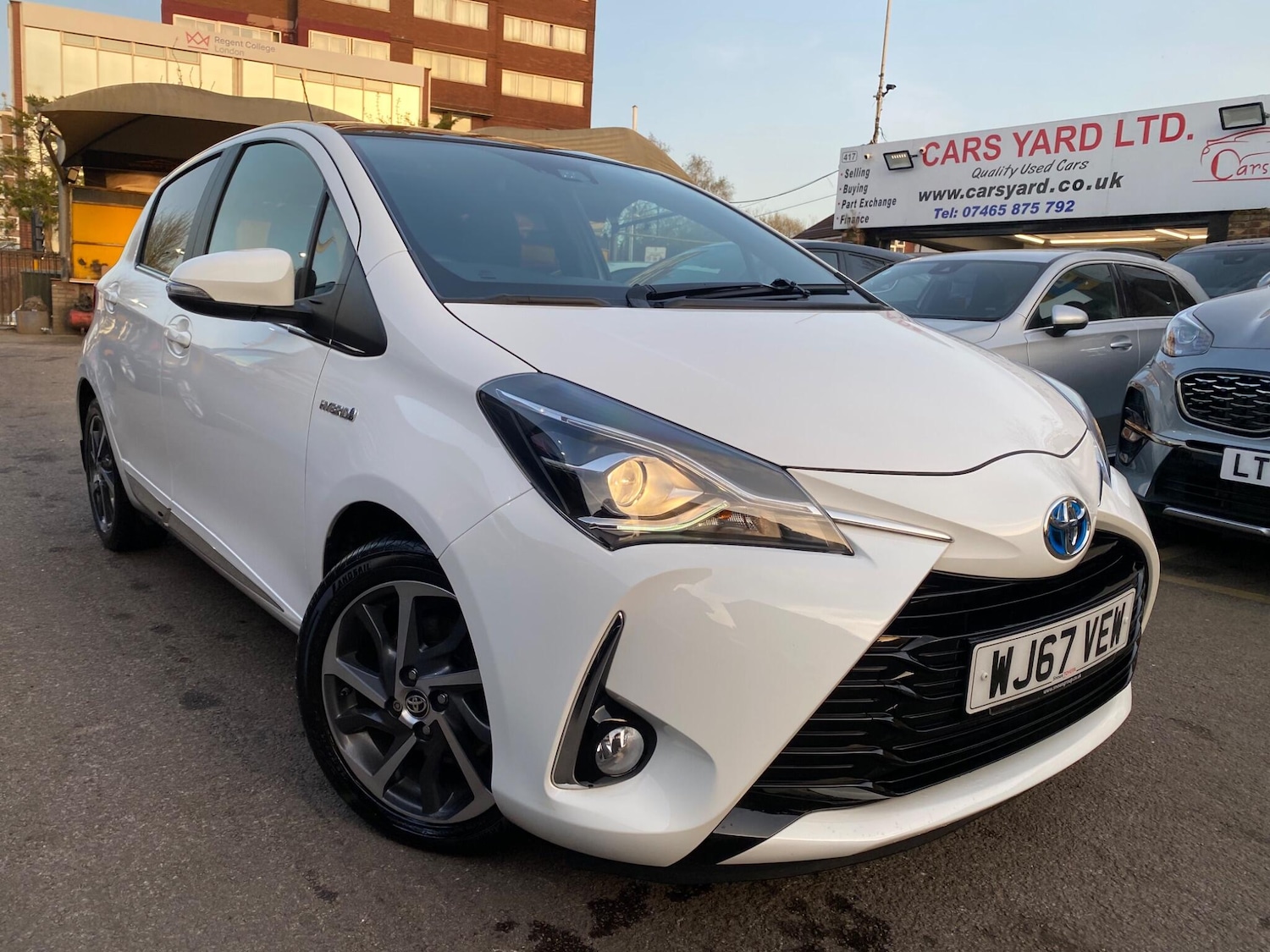 Used Toyota Yaris 2017 for sale - 78170263: Photo 5