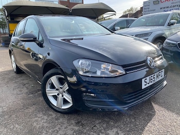 Used Volkswagen Golf 2015 for sale - 76398564: Photo