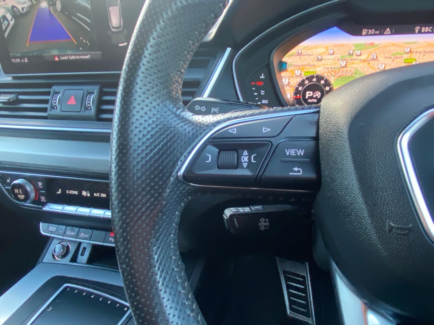 Used Audi Q5 2018 for sale - 76759699: Photo 34