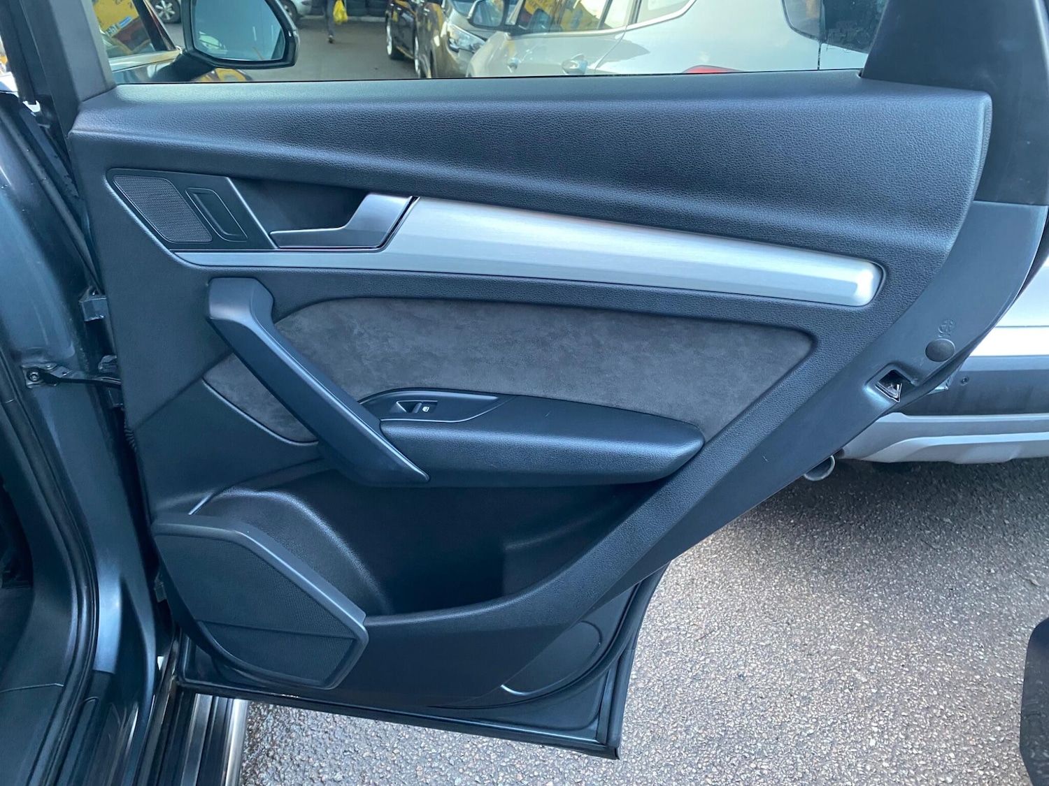 Used Audi Q5 2018 for sale - 76759699: Photo 36