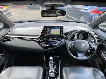 Used Toyota C-HR 2020 for sale - 78135948: Photo