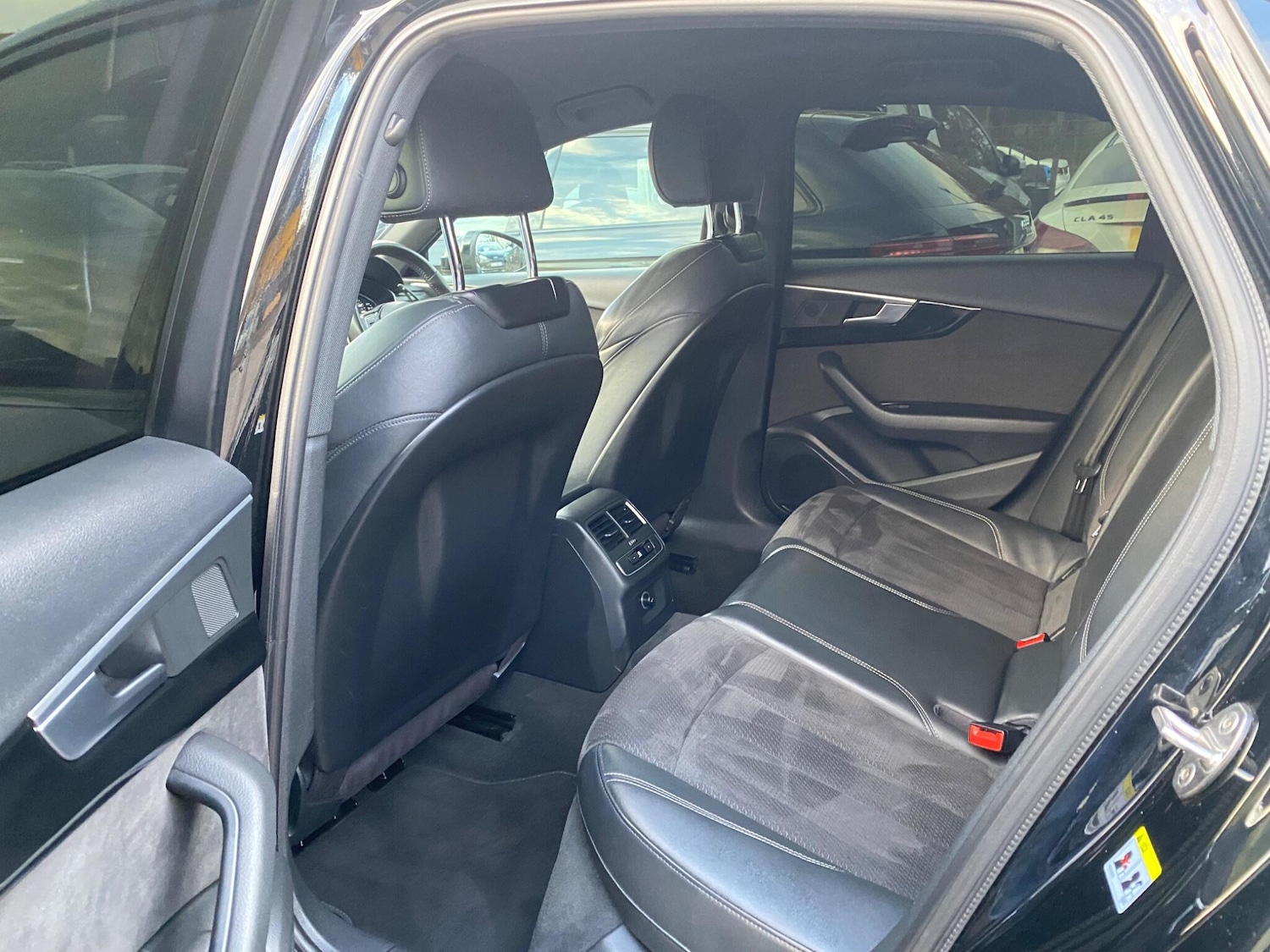 Used Audi A4 2017 for sale - 76597147: Photo 35