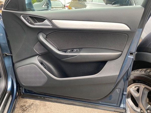 Used Audi Q3 2017 for sale - 75588112: Photo 29