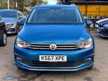 Used Volkswagen Touran 2017 for sale - 75977274: Photo