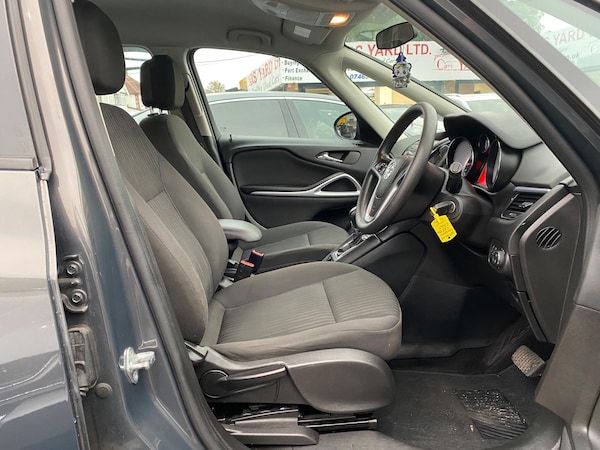 Used Vauxhall Zafira Tourer 2016 for sale - 76199767: Photo 17