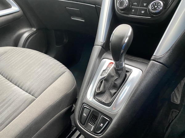 Used Vauxhall Zafira Tourer 2016 for sale - 76199767: Photo 25