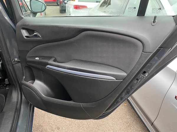 Used Vauxhall Zafira Tourer 2016 for sale - 76199767: Photo 28