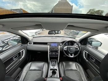 Used Land Rover Discovery Sport 2017 for sale - 79464724: Photo