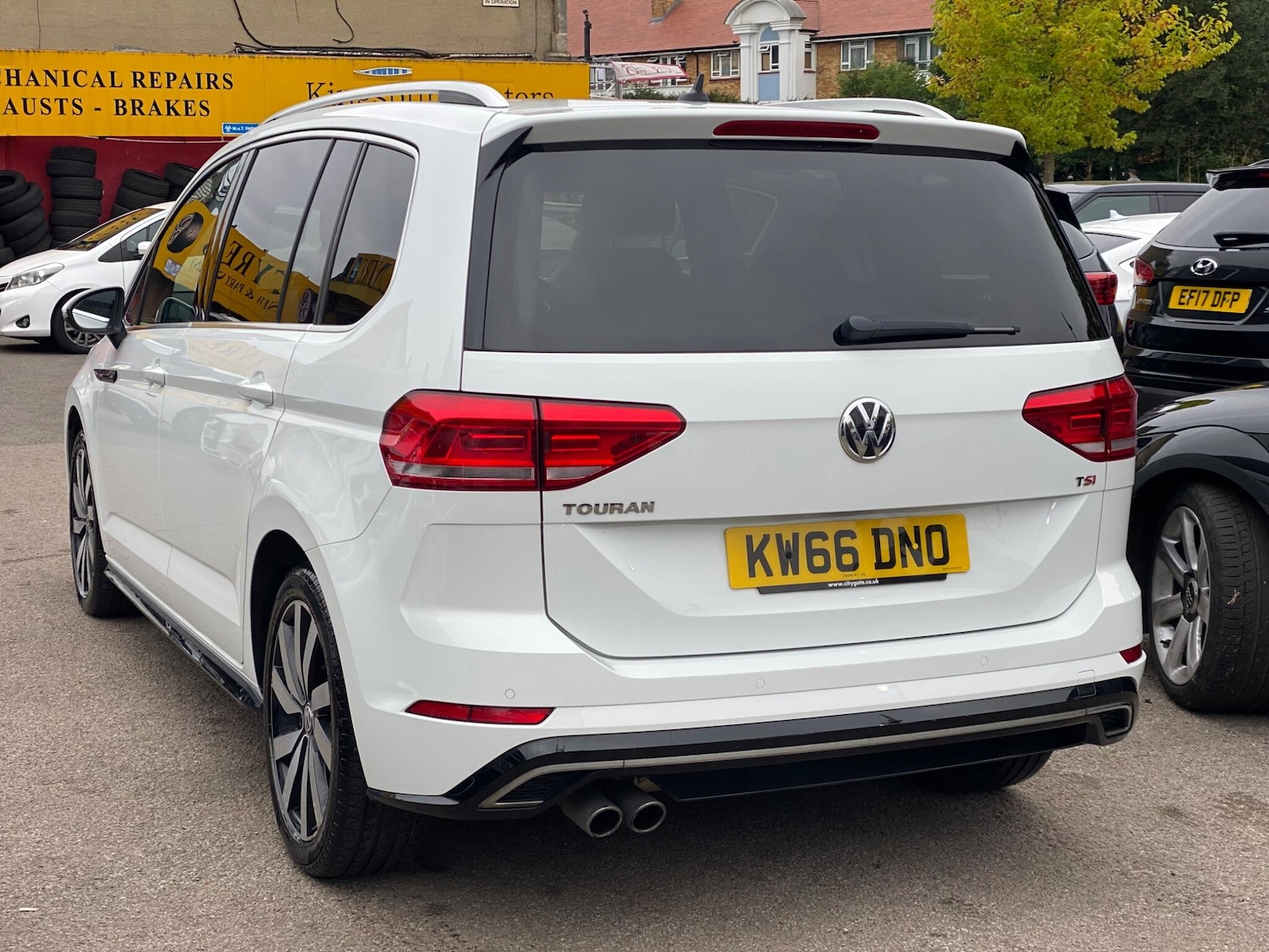 Used Volkswagen Touran 2016 for sale - 76174669: Photo 13