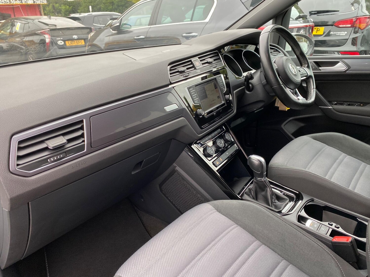 Used Volkswagen Touran 2016 for sale - 76174669: Photo 40