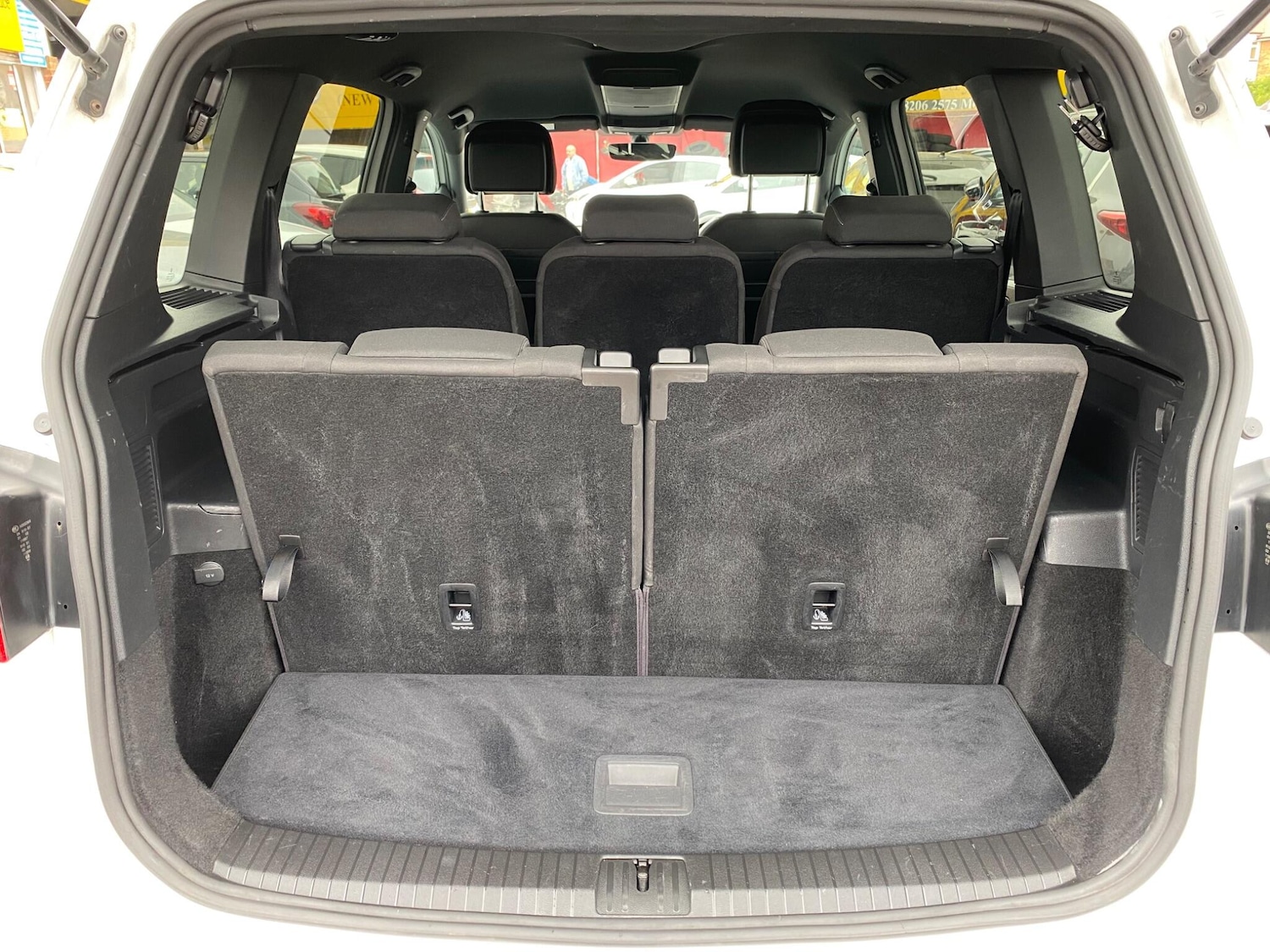 Used Volkswagen Touran 2016 for sale - 76174669: Photo 42