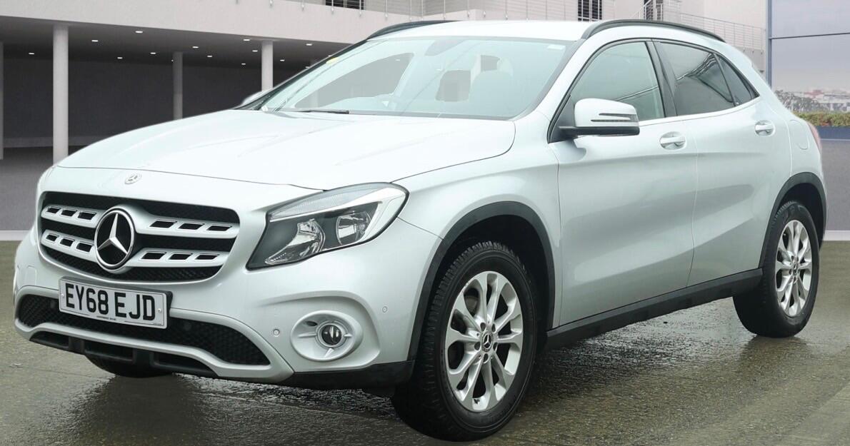 Used Mercedes-Benz GLA for sale - 77737399: Photo 2