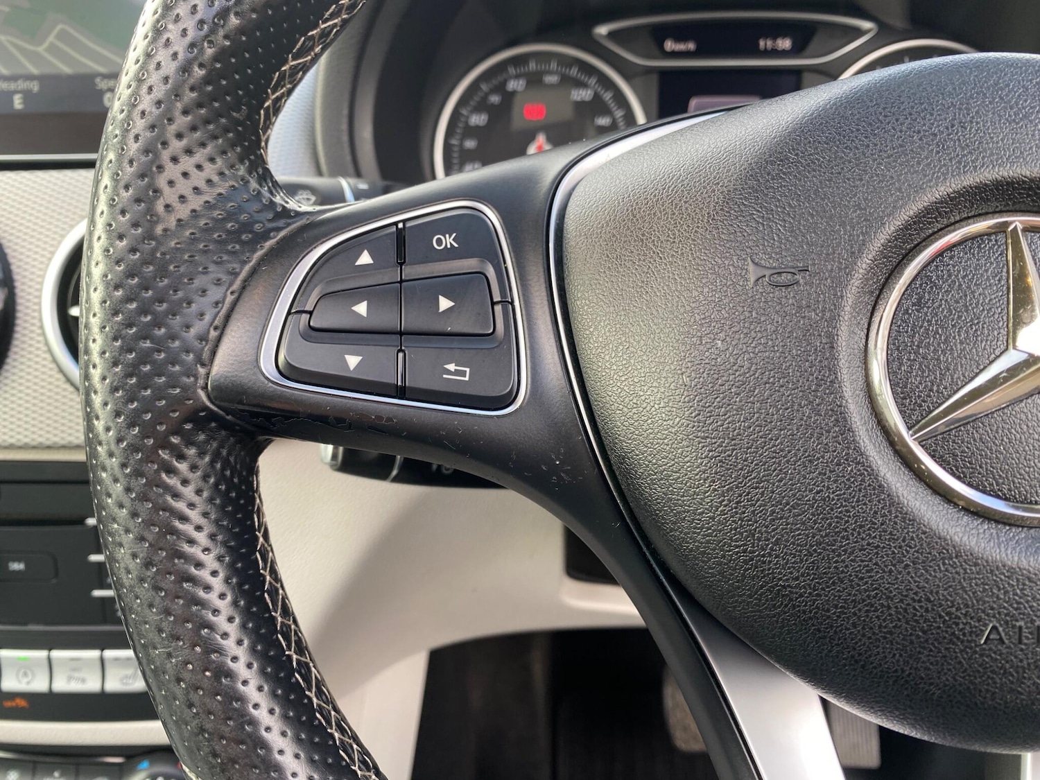 Used Mercedes-Benz B Class 2016 for sale - 77646316: Photo 23