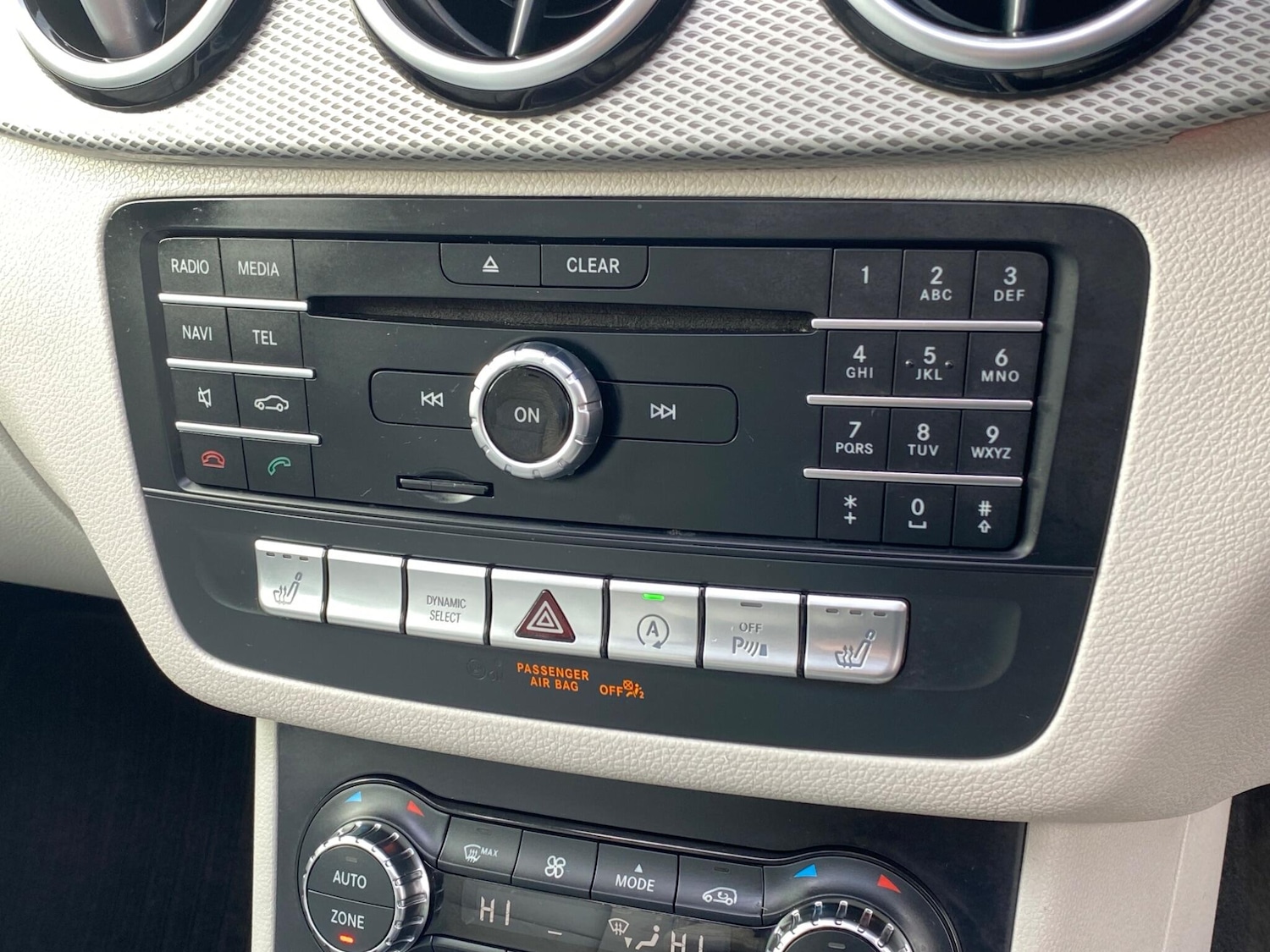 Used Mercedes-Benz B Class 2016 for sale - 77646316: Photo 25