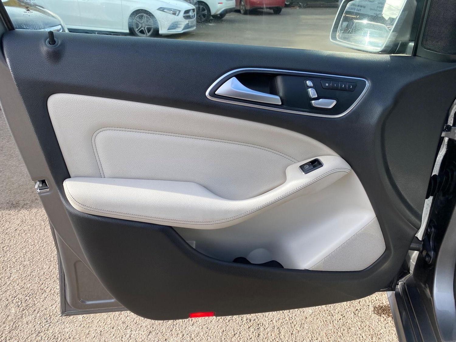 Used Mercedes-Benz B Class 2016 for sale - 77646316: Photo 35