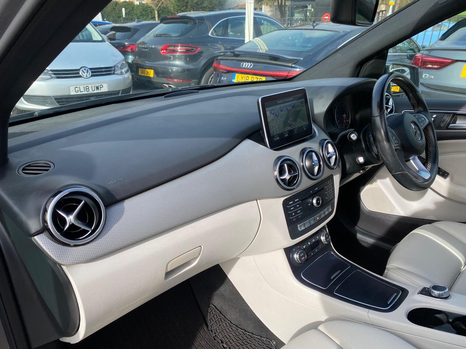 Used Mercedes-Benz B Class 2016 for sale - 77646316: Photo 37