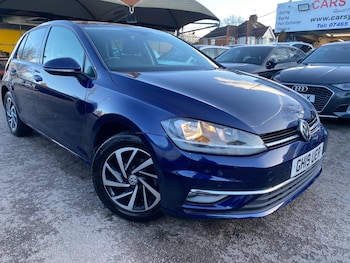 Used Volkswagen Golf 2019 for sale - 77599002: Photo