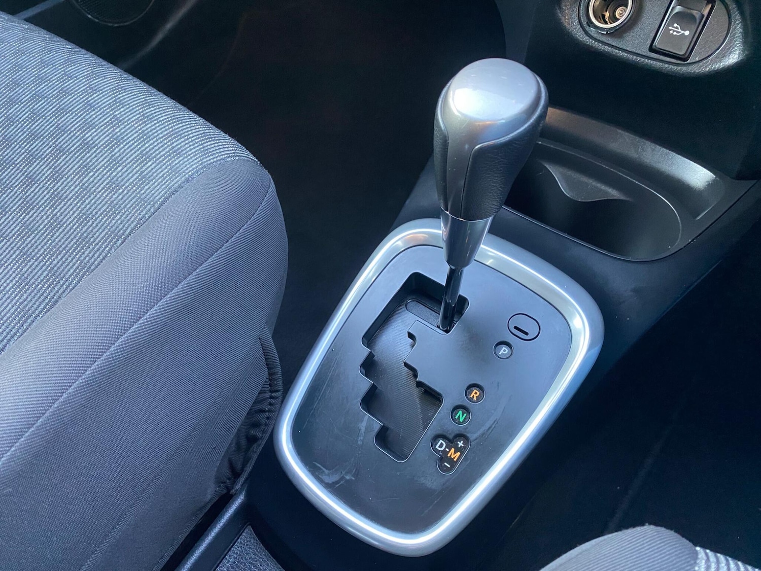 Used Toyota Yaris 2015 for sale - 76926932: Photo 24