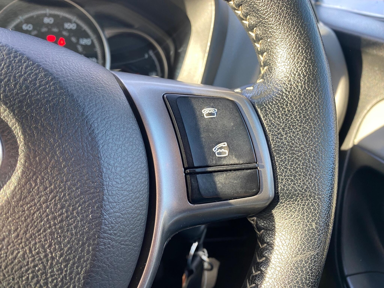 Used Toyota Yaris 2015 for sale - 76926932: Photo 29